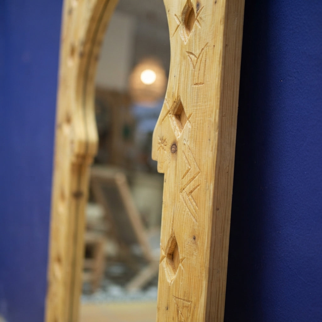 Miroir Arcade en Bois Massif Sculpté - Motifs Berbères
